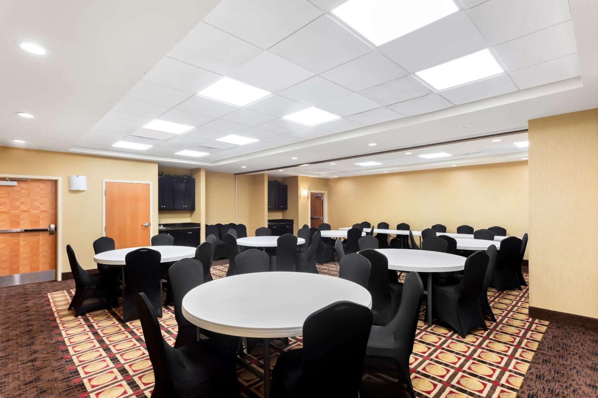 Comfort Suites Gulfport Kültér fotó