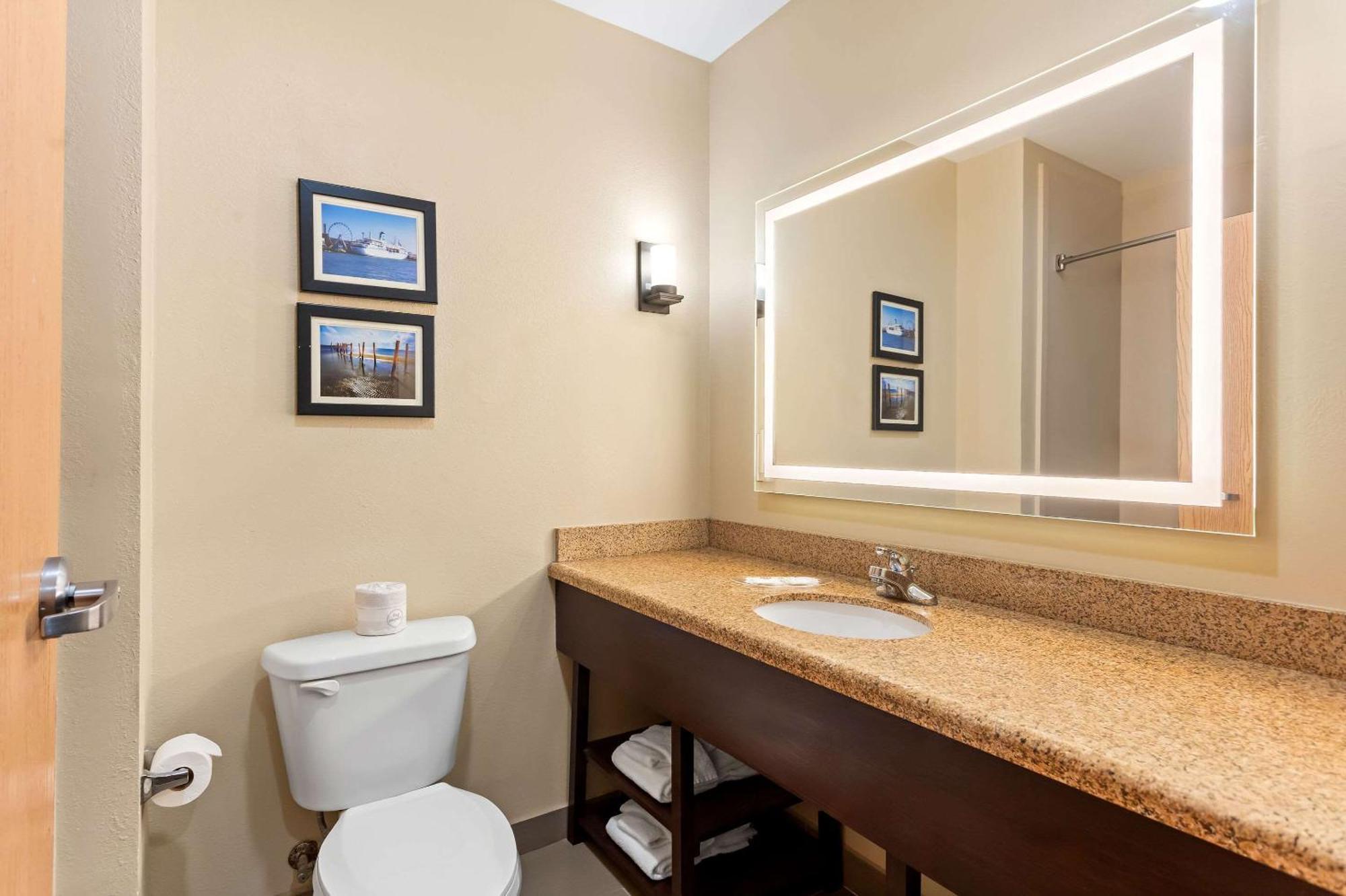 Comfort Suites Gulfport Kültér fotó
