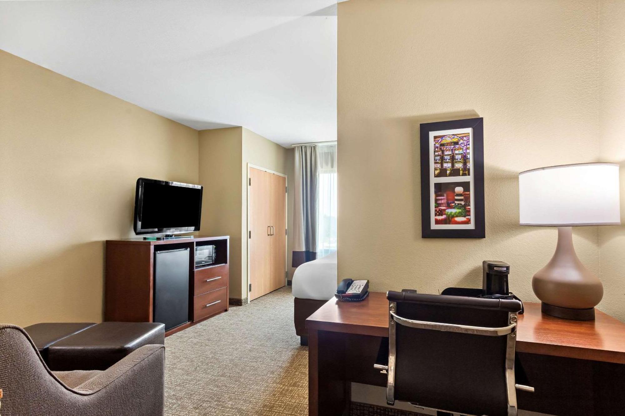 Comfort Suites Gulfport Kültér fotó