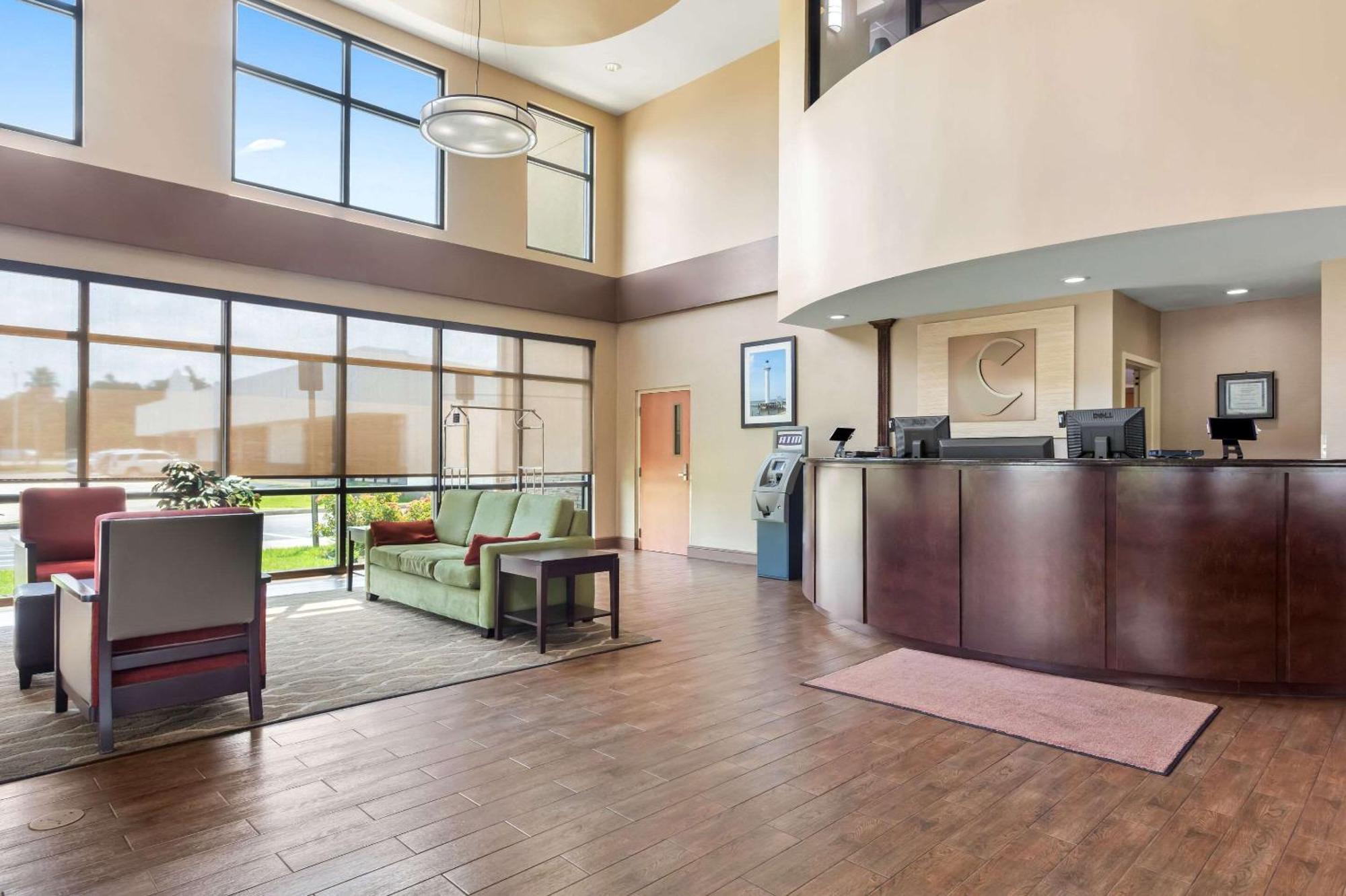Comfort Suites Gulfport Kültér fotó